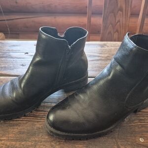 Black Leather Women Ankle Boots